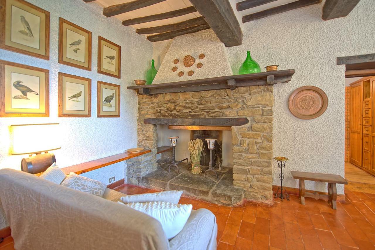 Villa Uccellaia By Posarellivillas Agello Dış mekan fotoğraf